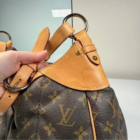 Louis Vuitton Monogram Étoile City Shoulder Bag – 2008 Collection - Picture 11 of 16